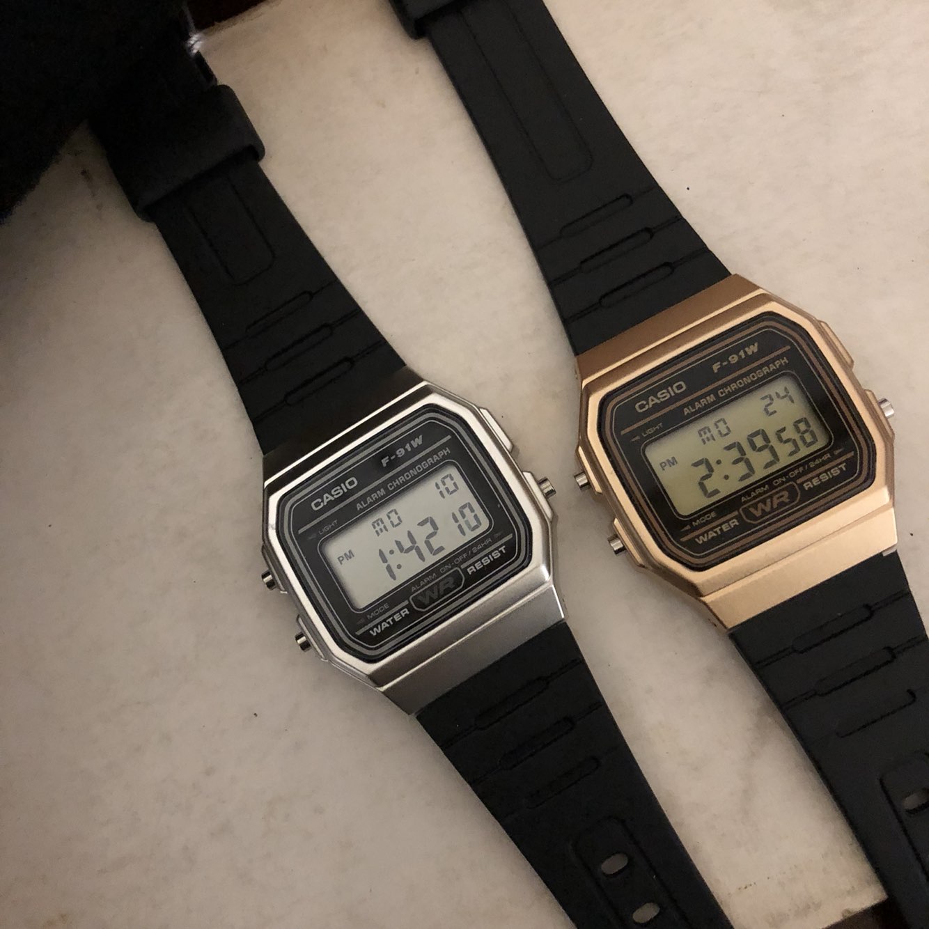 <b><p>Unisex Casio electroc watch 2color Coup items</p></b><b><p>ユニセックス カシオ電子時計 2色 カップルアイテム デイリー おおティディ 20代の男性コーネート</p></b><br /><br /><p align='center'>