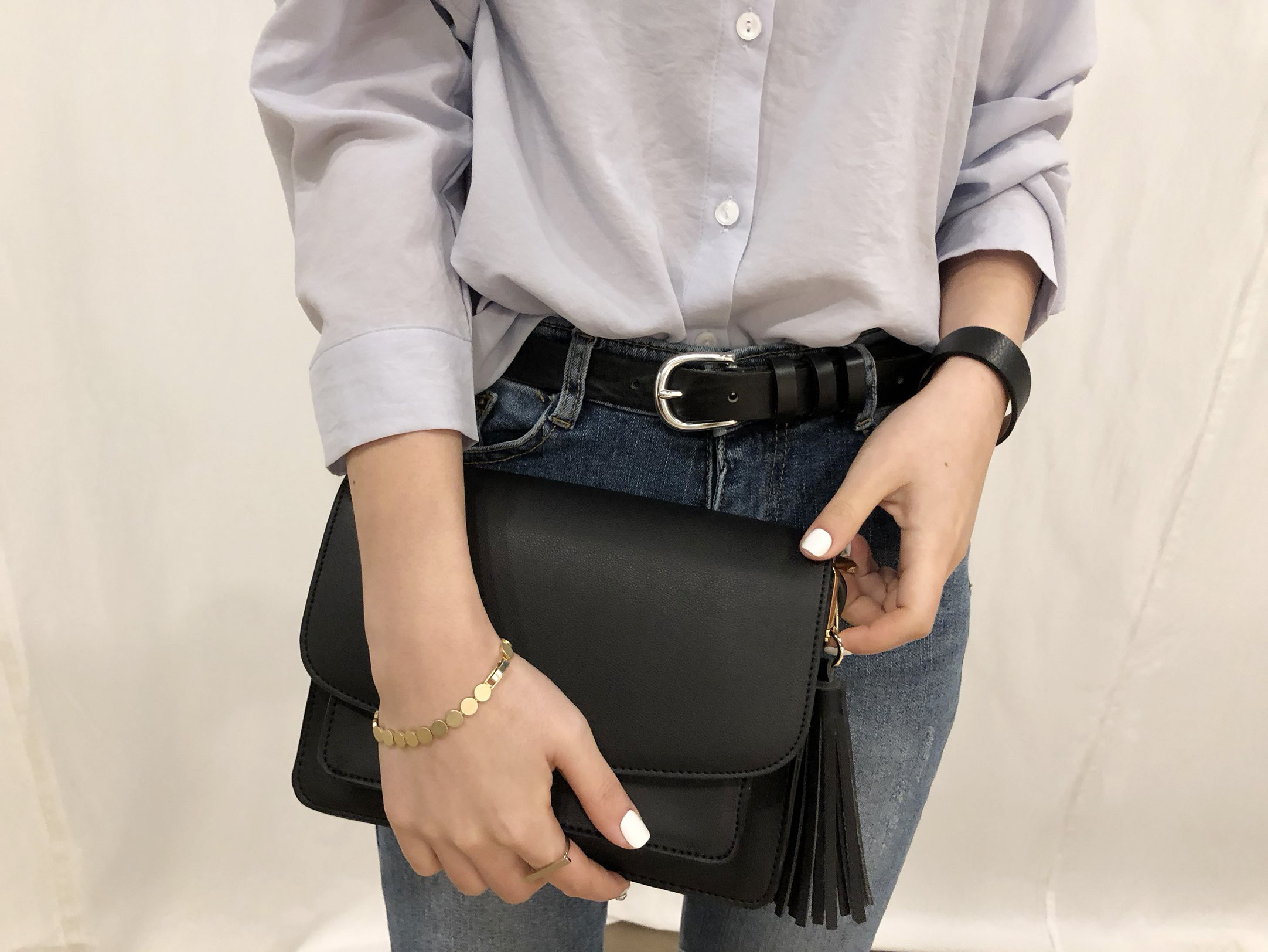 <b><p>Tessel Shoulder Bag</p></b><b><p>タッセルショルダーバッグ</p></b><br /><br /><p align='center'>