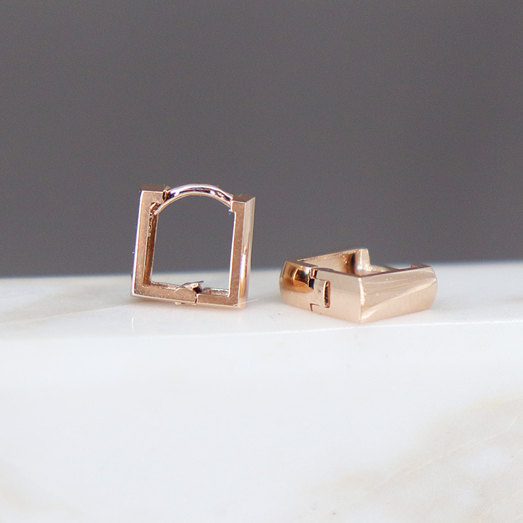 <b><p>14k mini round square One tch erg daily Aft</p></b><b><p>14k ミニ ラウンド 正方形 ワンタッチ イヤリング デイリー 耳突き抜け南湖</p></b><br /><br /><p align='center'>