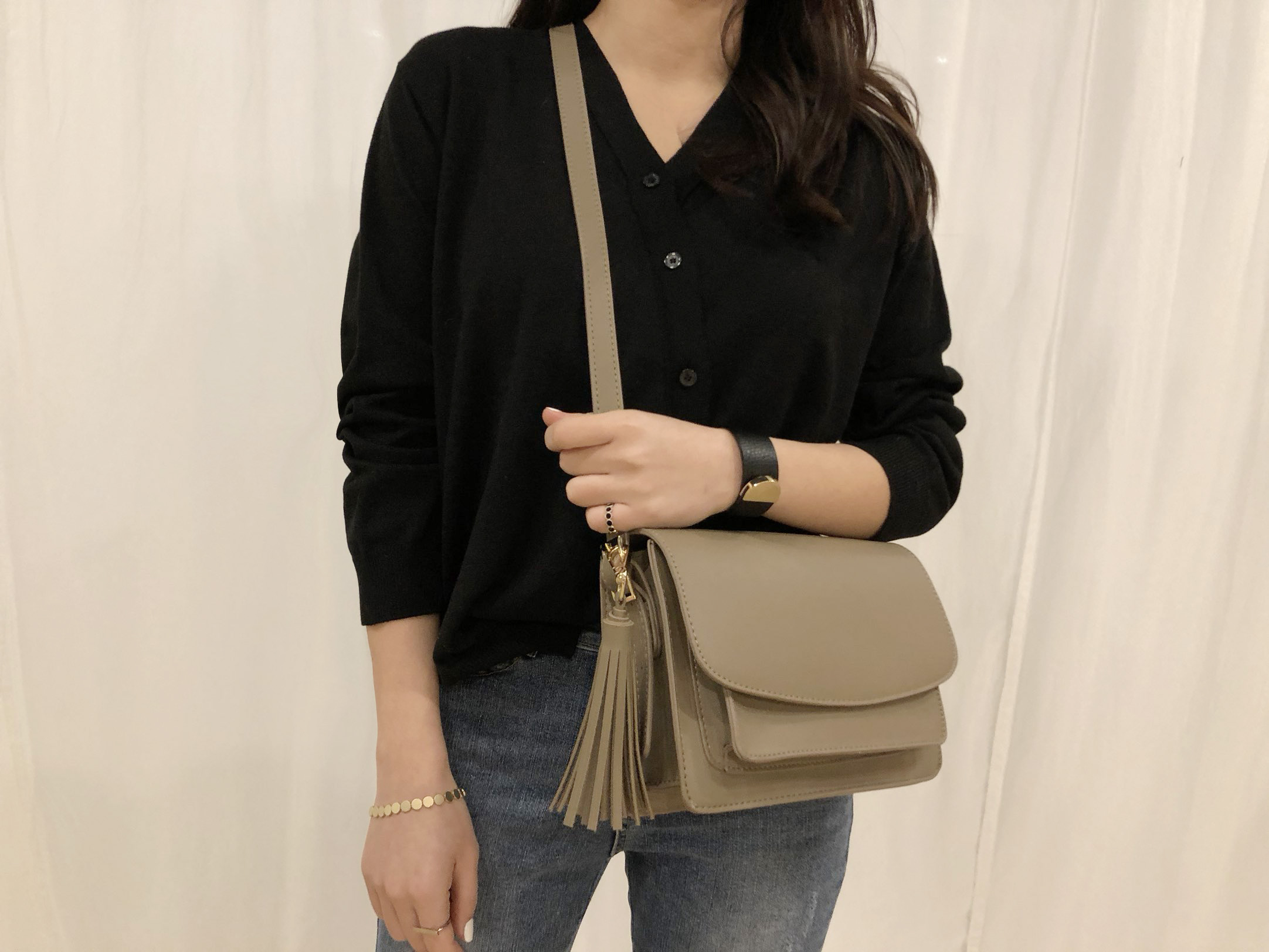 <b><p>Tessel Shoulder Bag</p></b><b><p>タッセルショルダーバッグ</p></b><br /><br /><p align='center'>