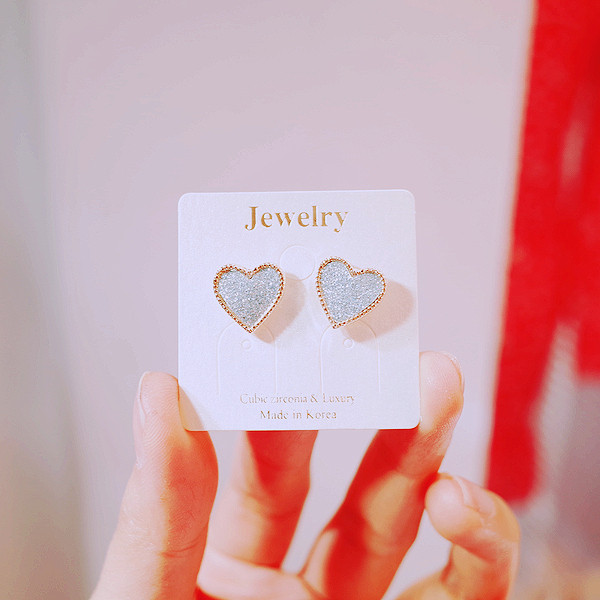 <b><p>Spring full simple heart</p></b><b><p>春いっぱい シンプル ハート イヤリング</p></b><br /><br /><p align='center'>