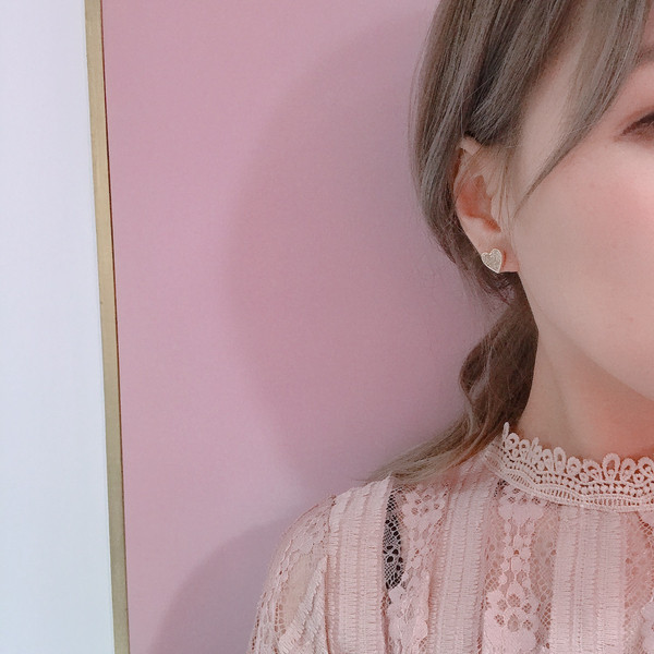 <b><p>Spring full simple heart</p></b><b><p>春いっぱい シンプル ハート イヤリング</p></b><br /><br /><p align='center'>