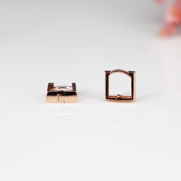 <b><p>14k mini round square One tch erg daily Aft</p></b><b><p>14k ミニ ラウンド 正方形 ワンタッチ イヤリング デイリー 耳突き抜け南湖</p></b><br /><br /><p align='center'>