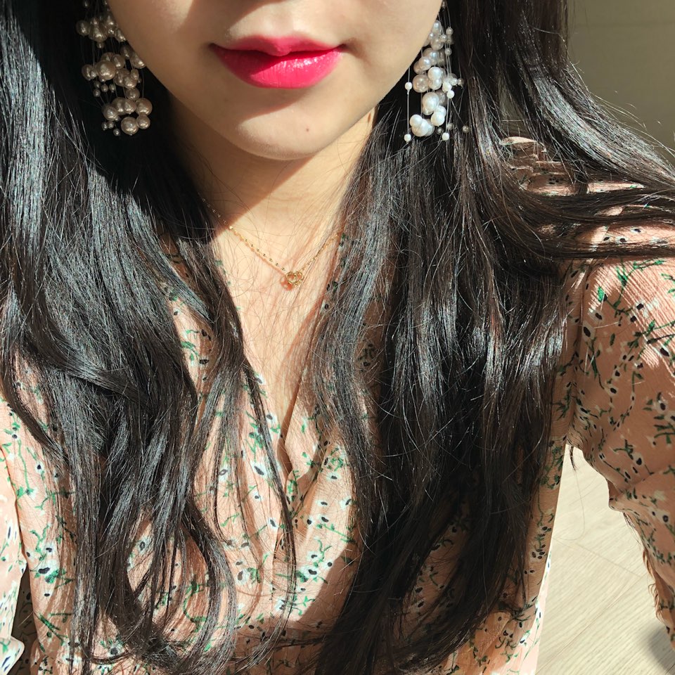 <b><p>Mongle ss earri cluster Pl by Spkli fancy</p></b><b><p>モングルモングル カスミソウ イヤリ 松茸 真珠多発 スパークリ 派手な 大きな</p></b><br /><br /><p align='center'>