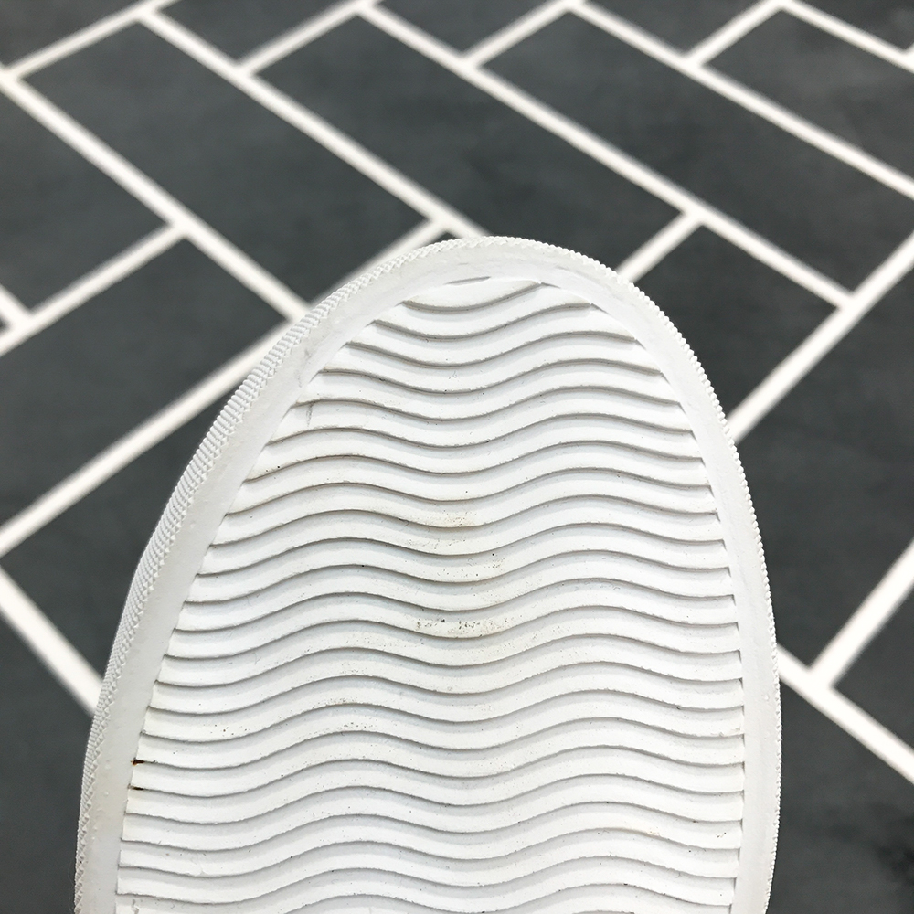 <b><p>Mourning Korean Islet Frill Slip-on Lovely</p></b><b><p>無排 韓国語 アイレット フリル スリップオン ラブリーな 洗練され見える 女子大生デイルック</p></b><br /><br /><p align='center'>