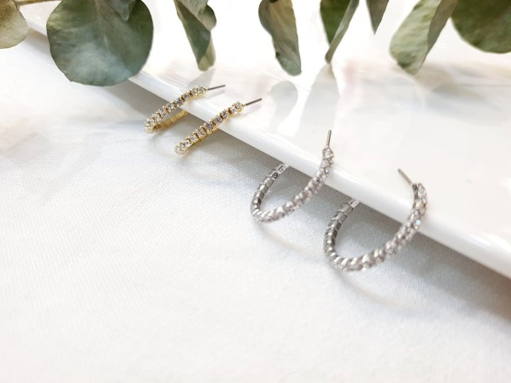 <b><p>Cubic Bng earrs populity</p></b><b><p>キュービック ブリンブリン グピアス イヤグ 人気 パーティー</p></b><br /><br /><p align='center'>