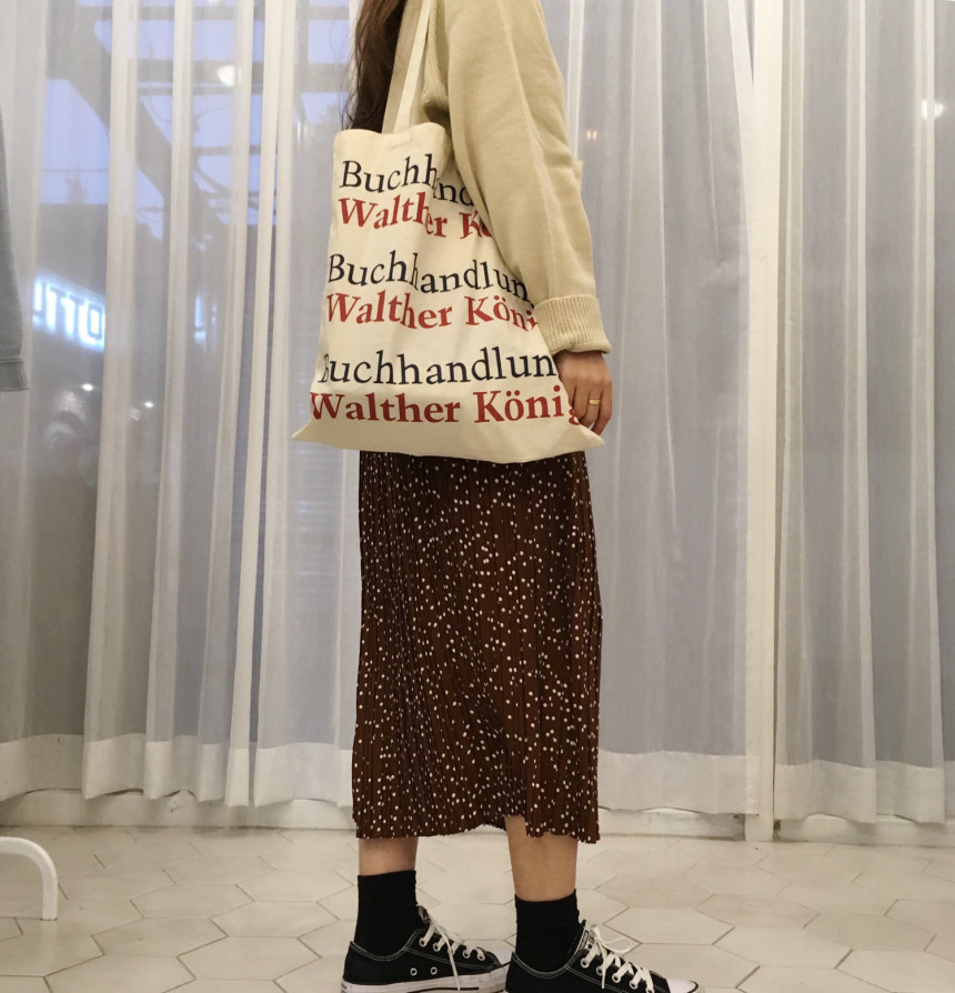 <b><p>Double-sided ttering Eco-bag Casual Ey sty</p></b><b><p>両面レタリングエコバックカジュアルな簡単なスタイル四季女性女性ホワイトアイボリーキャンバスデイリー</p></b><br /><br /><p align='center'>