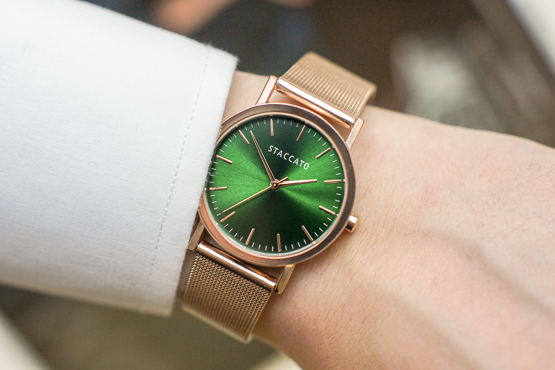 <b><p>Staccato ST1591R man steal clock wri 20's</p></b><b><p>スタッカート ST1591R 男 スチール 時計 手首 20代 お好み狙撃 高級感のある雰囲気</p></b><br /><br /><p align='center'>