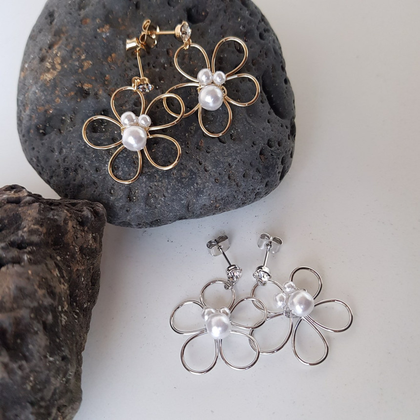 <b><p>Ant Flower line Pearl Drop Ergs smy pit Unique</p></b><b><p>アンセン フラワーライン 真珠 ドロップイヤリング フリフリピット ユニークな感性ムード</p></b><br /><br /><p align='center'>