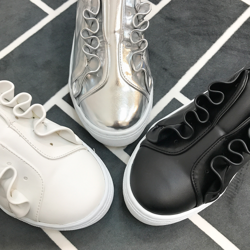 <b><p>Mourning Korean Islet Frill Slip-on Lovely</p></b><b><p>無排 韓国語 アイレット フリル スリップオン ラブリーな 洗練され見える 女子大生デイルック</p></b><br /><br /><p align='center'>