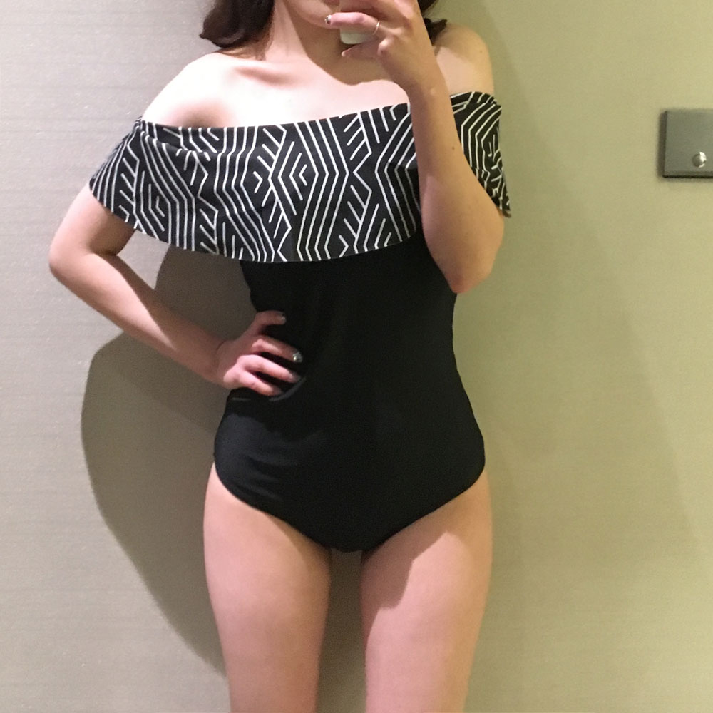 <b><p>pattern black Frill High waist bikini femne</p></b><b><p>パターン ブラック フリル ハイウエスト ビキニ 女性らしい 20代 清純な セクシー</p></b><br /><br /><p align='center'>