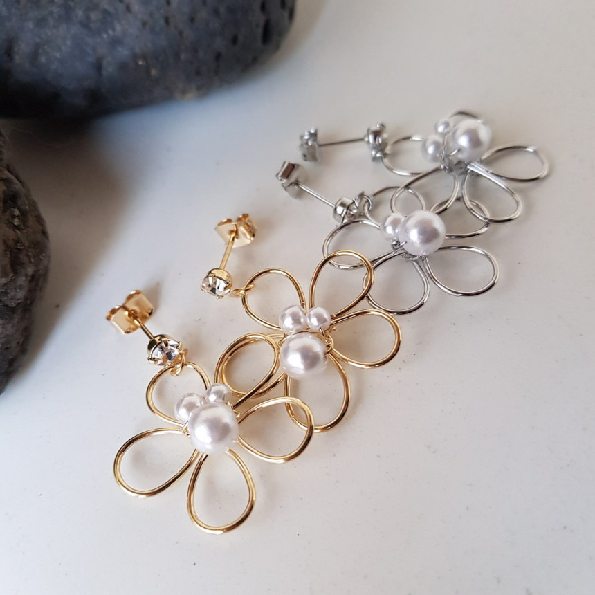 <b><p>Ant Flower line Pearl Drop Ergs smy pit Unique</p></b><b><p>アンセン フラワーライン 真珠 ドロップイヤリング フリフリピット ユニークな感性ムード</p></b><br /><br /><p align='center'>