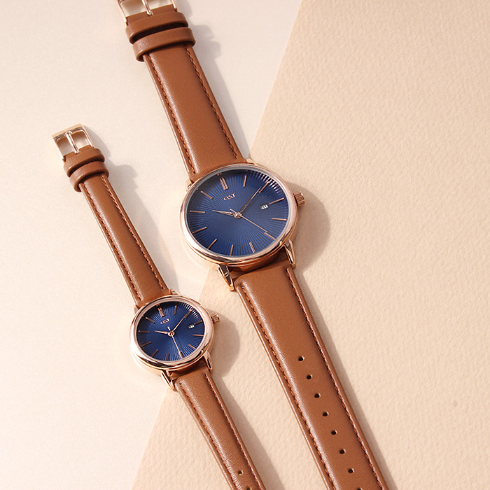 <b><p>OST Blue line couple Brown Leather wch student</p></b><b><p>OST ブルーライン カップル ブラウン レザー腕時計 学生 会社員 20代 女性</p></b><br /><br /><p align='center'>