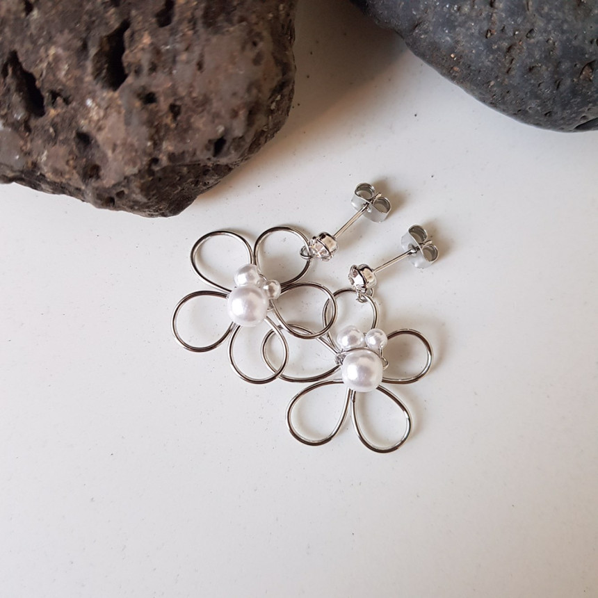 <b><p>Ant Flower line Pearl Drop Ergs smy pit Unique</p></b><b><p>アンセン フラワーライン 真珠 ドロップイヤリング フリフリピット ユニークな感性ムード</p></b><br /><br /><p align='center'>