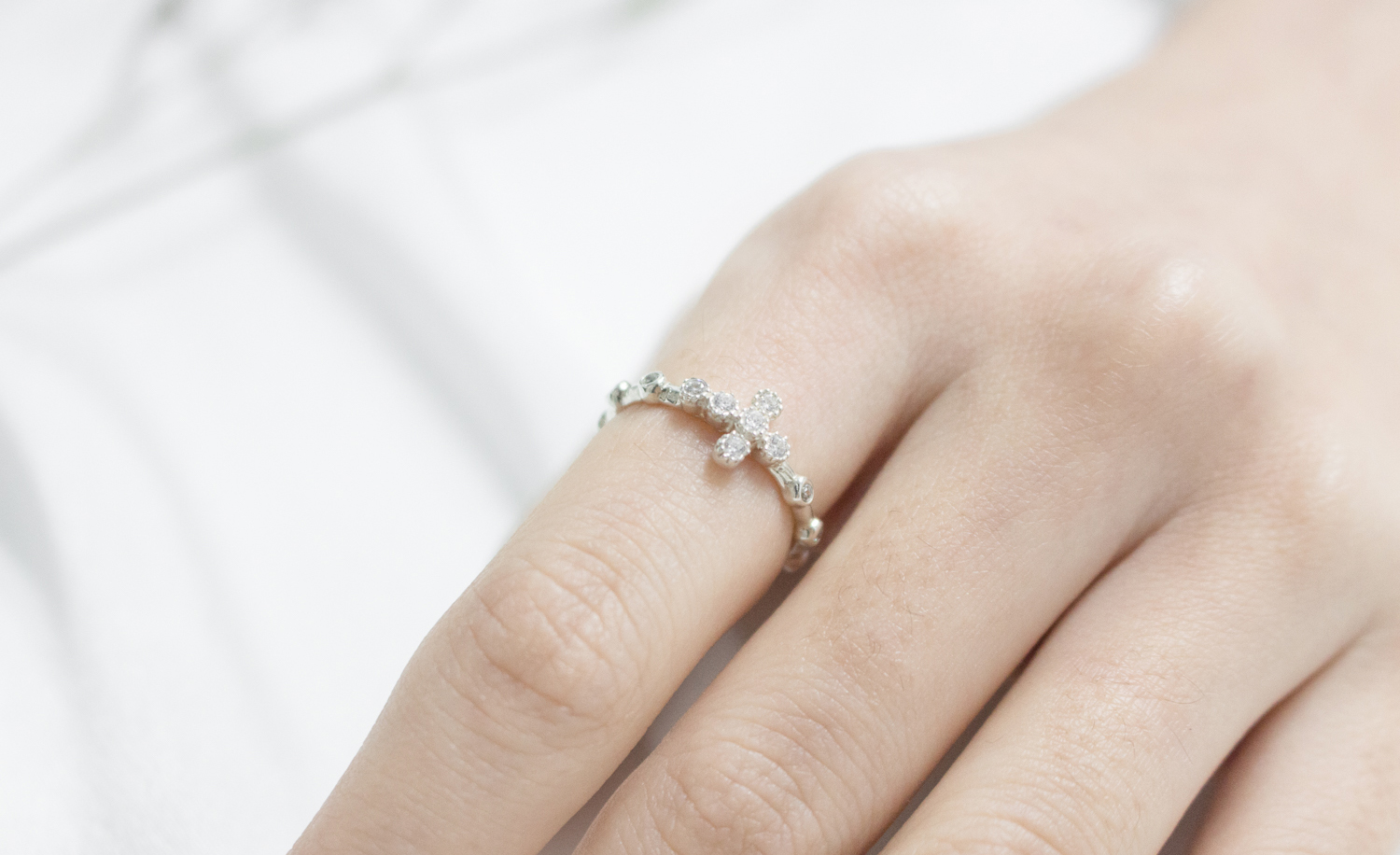 <b><p>Bold The Cross Rary ring silver925 3cor Cathic</p></b><b><p>ボールド クロス はロザリオリング シルバー925 3色 カトリック 物 大聖堂</p></b><br /><br /><p align='center'>