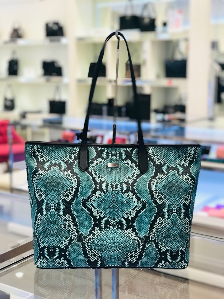 <b><p>Love Cat Double M Rioshopperback WEFHP515</p></b><b><p>ロブケトダブルエムラチショーポベクWEFHP515</p></b><br /><br /><p align='center'>