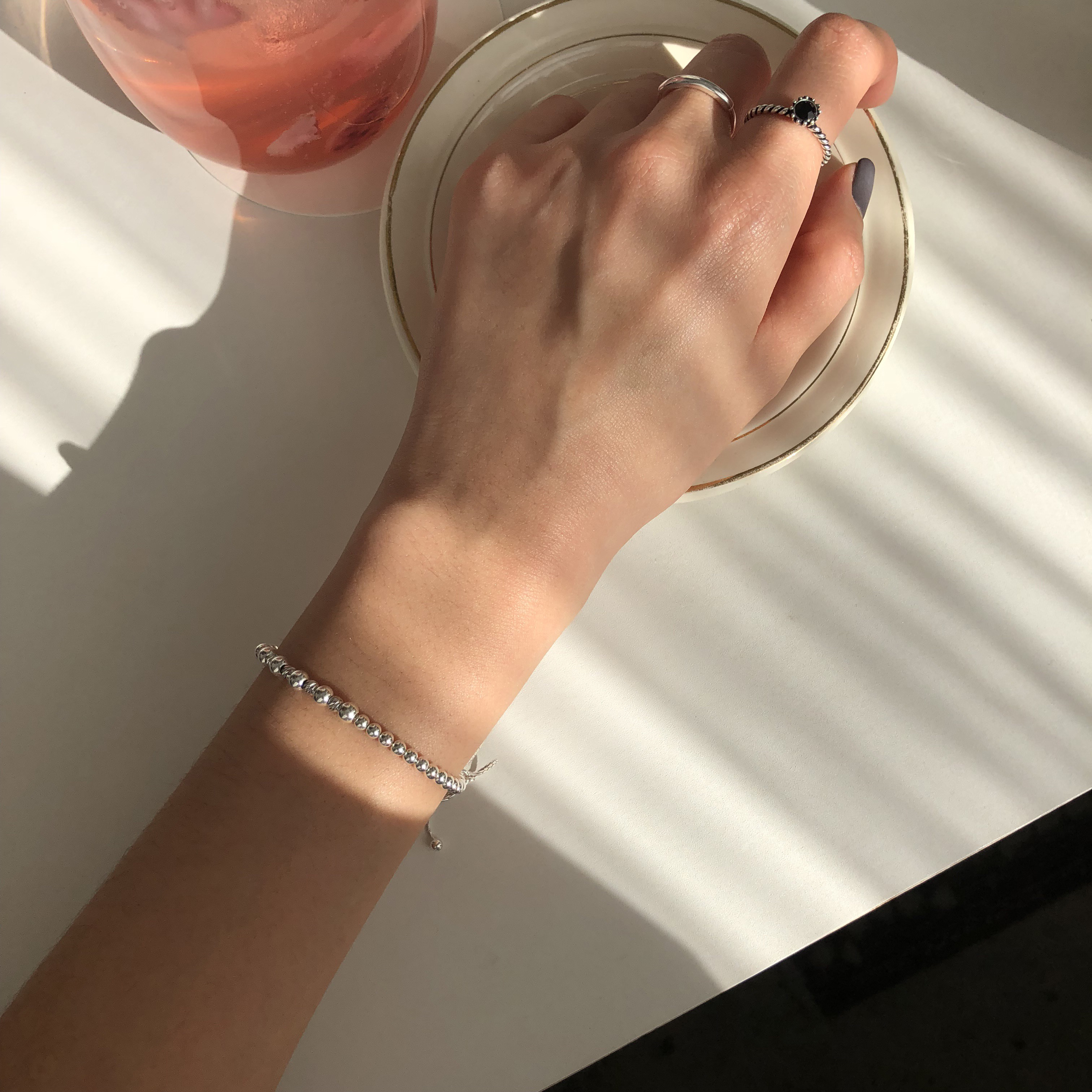 <b><p>Nita Silver 925 onyx ste ring The antiquy</p></b><b><p>モニター シルバー925 オニキス 原石 リング アンティークは 20代の女性 油絵</p></b><br /><br /><p align='center'>