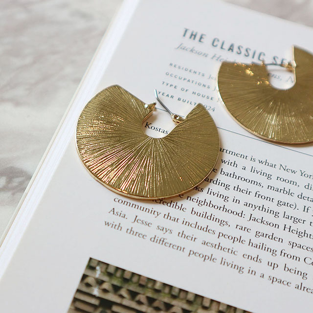 <b><p>1+1 vintage Bold Drop Earrgs 18 species Aique</p></b><b><p>+ ヴィンテージ ボールド ドロップイヤリング 18種 アィーク サル ミニマル</p></b><br /><br /><p align='center'>