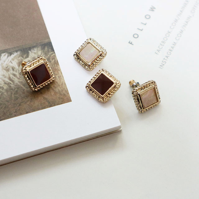 <b><p>1+1 vintage Bold Drop Earrgs 18 species Aique</p></b><b><p>+ ヴィンテージ ボールド ドロップイヤリング 18種 アィーク サル ミニマル</p></b><br /><br /><p align='center'>