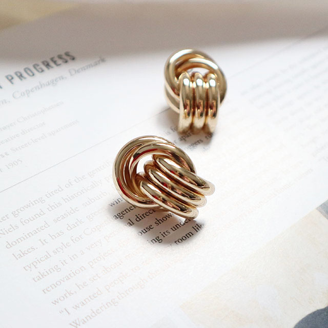 <b><p>1+1 vintage Bold Drop Earrgs 18 species Aique</p></b><b><p>+ ヴィンテージ ボールド ドロップイヤリング 18種 アィーク サル ミニマル</p></b><br /><br /><p align='center'>