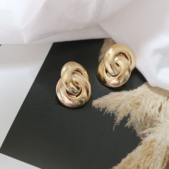 <b><p>1+1 vintage Bold Drop Earrgs 18 species Aique</p></b><b><p>+ ヴィンテージ ボールド ドロップイヤリング 18種 アィーク サル ミニマル</p></b><br /><br /><p align='center'>