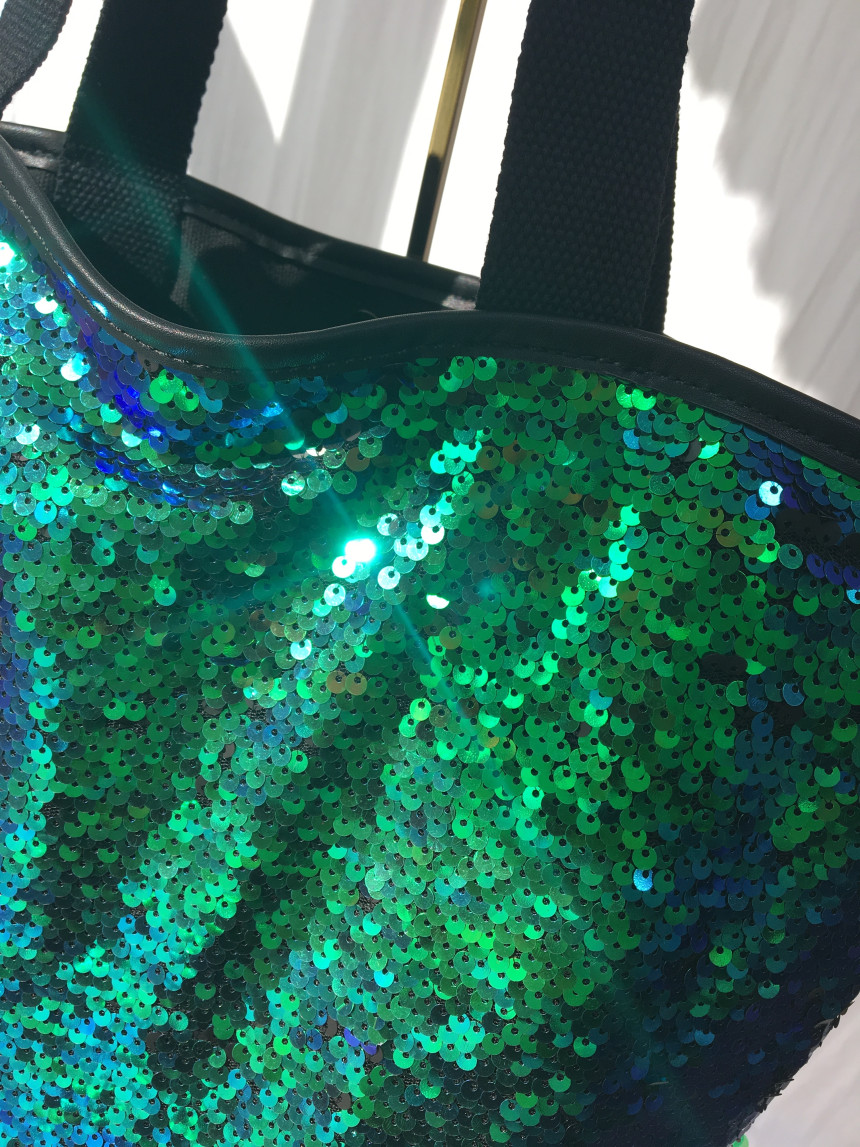 <b><p>SO MARCH Panchaku Sequin Show Pobec Bag Eco</p></b><b><p>SO MARCHパンチャクスパンコールショーポベクバッグエコバックトートバッグショルダーバッグ素材</p></b><br /><br /><p align='center'>