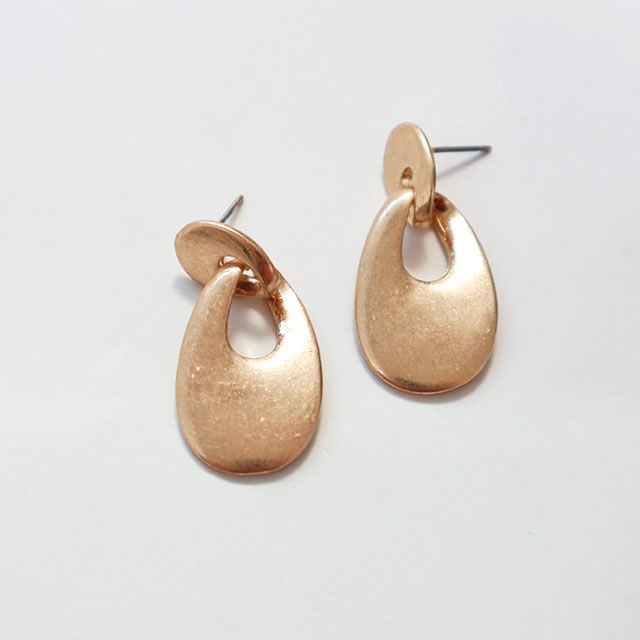 <b><p>1+1 vintage Bold Drop Earrgs 18 species Aique</p></b><b><p>+ ヴィンテージ ボールド ドロップイヤリング 18種 アィーク サル ミニマル</p></b><br /><br /><p align='center'>