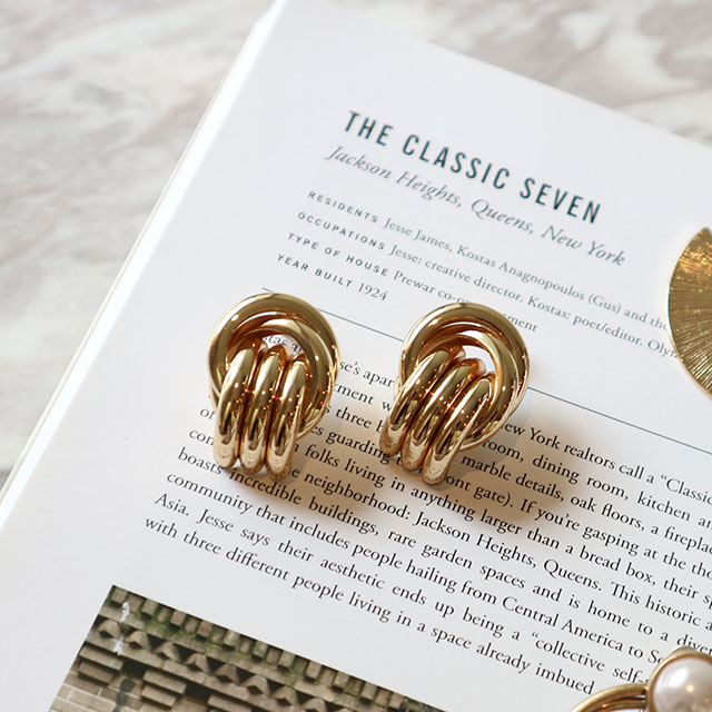<b><p>1+1 vintage Bold Drop Earrgs 18 species Aique</p></b><b><p>+ ヴィンテージ ボールド ドロップイヤリング 18種 アィーク サル ミニマル</p></b><br /><br /><p align='center'>