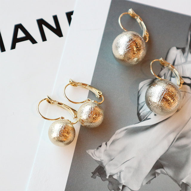 <b><p>1+1 vintage Bold Drop Earrgs 18 species Aique</p></b><b><p>+ ヴィンテージ ボールド ドロップイヤリング 18種 アィーク サル ミニマル</p></b><br /><br /><p align='center'>