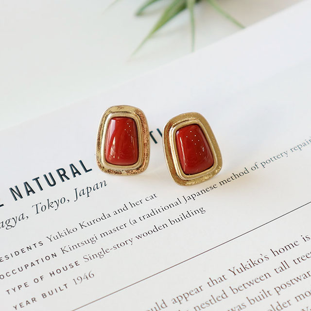 <b><p>1+1 vintage Bold Drop Earrgs 18 species Aique</p></b><b><p>+ ヴィンテージ ボールド ドロップイヤリング 18種 アィーク サル ミニマル</p></b><br /><br /><p align='center'>