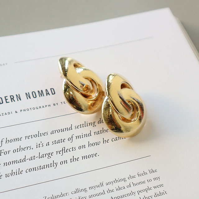 <b><p>1+1 vintage Bold Drop Earrgs 18 species Aique</p></b><b><p>+ ヴィンテージ ボールド ドロップイヤリング 18種 アィーク サル ミニマル</p></b><br /><br /><p align='center'>