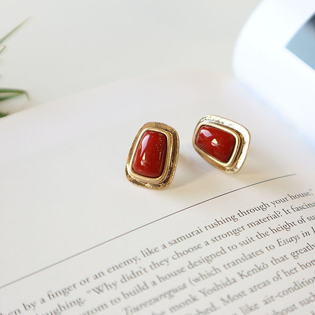 <b><p>1+1 vintage Bold Drop Earrgs 18 species Aique</p></b><b><p>+ ヴィンテージ ボールド ドロップイヤリング 18種 アィーク サル ミニマル</p></b><br /><br /><p align='center'>