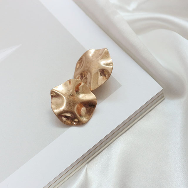 <b><p>1+1 vintage Bold Drop Earrgs 18 species Aique</p></b><b><p>+ ヴィンテージ ボールド ドロップイヤリング 18種 アィーク サル ミニマル</p></b><br /><br /><p align='center'>