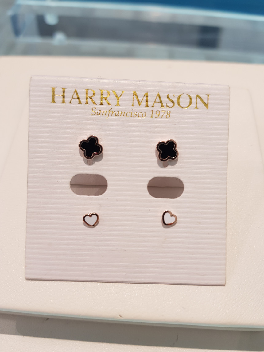 <b><p>Harry Mason Crova Black Eings HMTPE-002RG</p></b><b><p>ハリー・メイソン クローバー ブラックピアス HMTPE-002RG サンコム若々しく</p></b><br /><br /><p align='center'>