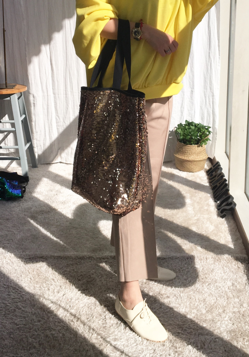 <b><p>SO MARCH Panchaku Sequin Show Pobec Bag Eco</p></b><b><p>SO MARCHパンチャクスパンコールショーポベクバッグエコバックトートバッグショルダーバッグ素材</p></b><br /><br /><p align='center'>