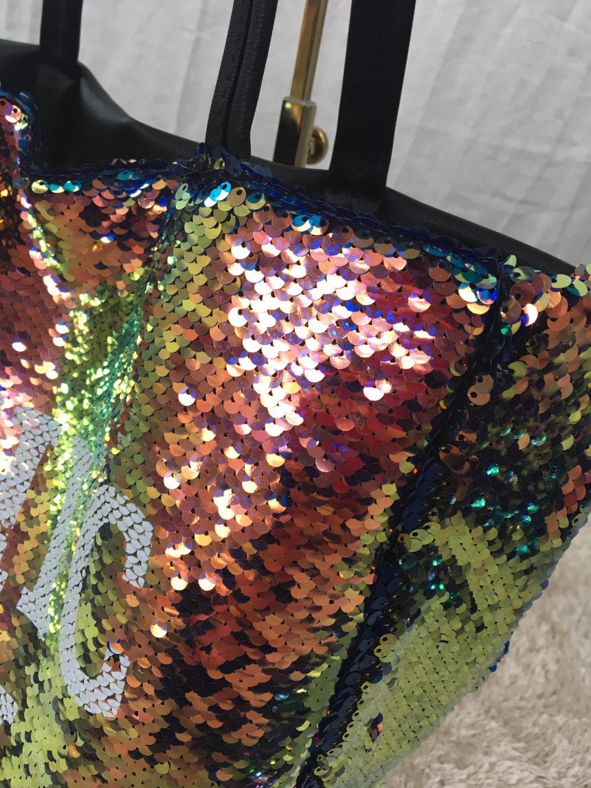 <b><p>SO MARCH Two-tone sequins box show pur bag</p></b><b><p>SO MARCHツートンカラーのスパンコールボックスショーポベクバッグトートバッグエコバッグショルダ</p></b><br /><br /><p align='center'>
