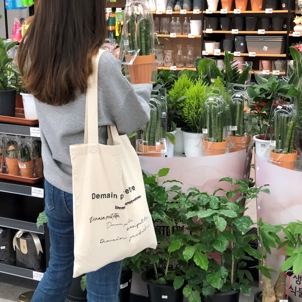 <b><p>Self-made lettering Eco-back ceased sp Hand</p></b><b><p>自主制作レタリングエコバッグ・デ・マンベク春バッグハンドメイド商品カジュアルな20代の女性</p></b><br /><br /><p align='center'>