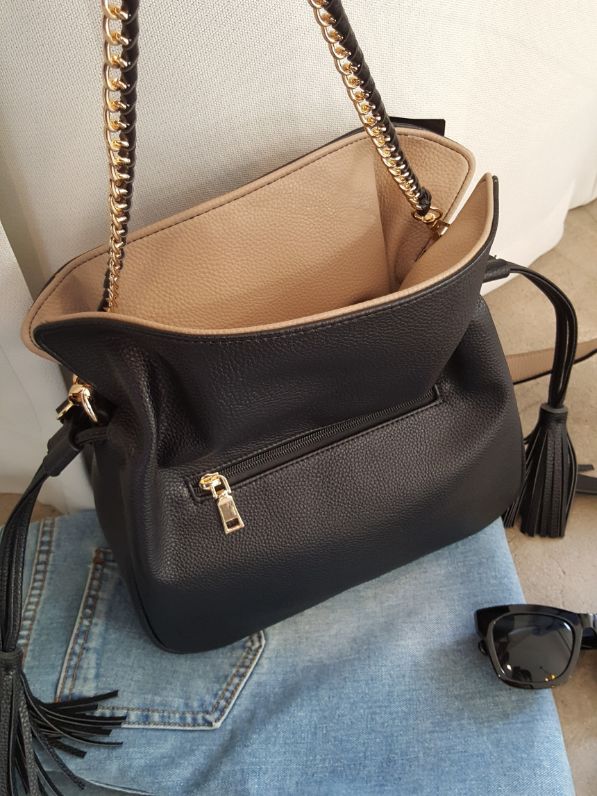 <b><p>Avril bucket bag</p></b><b><p>アヴリルバケットバック</p></b><br /><br /><p align='center'>