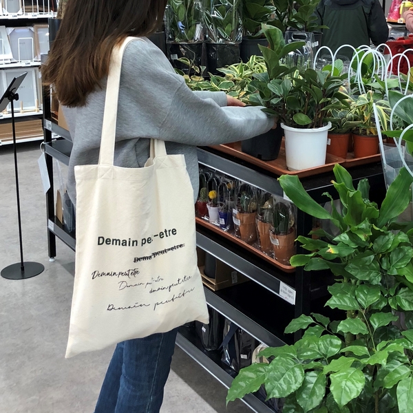 <b><p>Self-made lettering Eco-back ceased sp Hand</p></b><b><p>自主制作レタリングエコバッグ・デ・マンベク春バッグハンドメイド商品カジュアルな20代の女性</p></b><br /><br /><p align='center'>