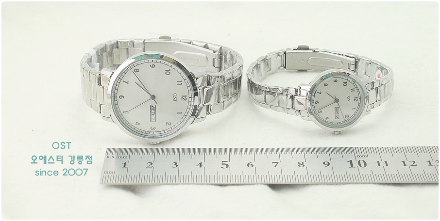 <b><p>OST simple Date cou metal clock OTC118202TSS</p></b><b><p>OST シンプル デート カッ メタル 時計 OTC118202TSS</p></b><br /><br /><p align='center'>