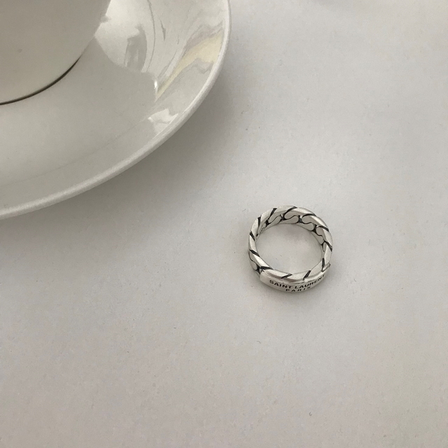 <b><p>925 silver Saint Laure ch Lettg rg Couplg</p></b><b><p>925 シルバー サンローラン チェーン レタリングリング カップ モダン シンプルアクセサリー</p></b><br /><br /><p align='center'>