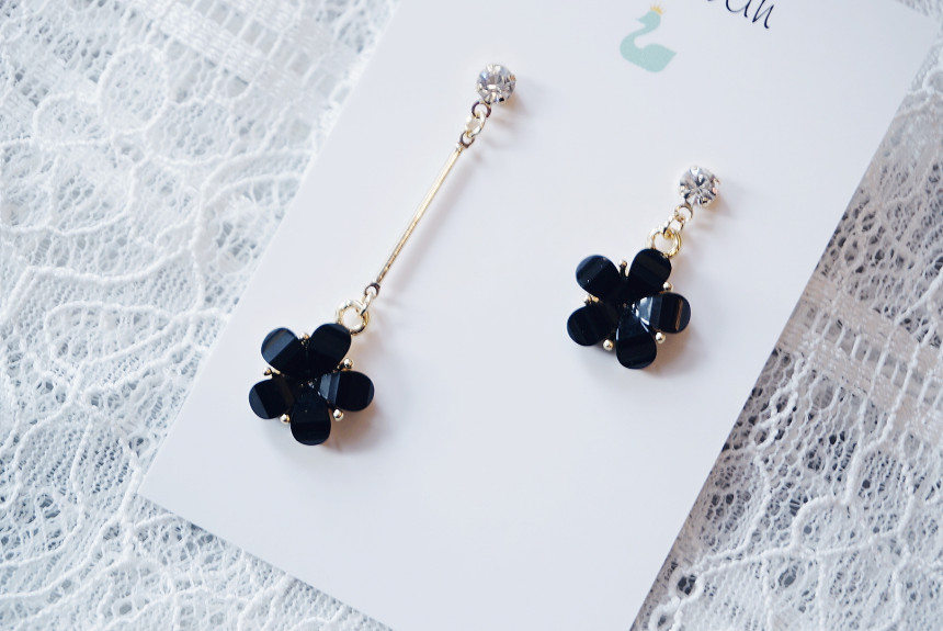 <b><p>Cherry Blossom Drop eaing Twenties Dly coordaon</p></b><b><p>桜 ドロップ イヤリング 20代の女性 デイリーコーディネート ウンチム ガールフレンドの贈り物</p></b><br /><br /><p align='center'>