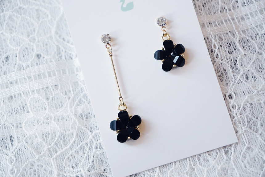 <b><p>Cherry Blossom Drop eaing Twenties Dly coordaon</p></b><b><p>桜 ドロップ イヤリング 20代の女性 デイリーコーディネート ウンチム ガールフレンドの贈り物</p></b><br /><br /><p align='center'>