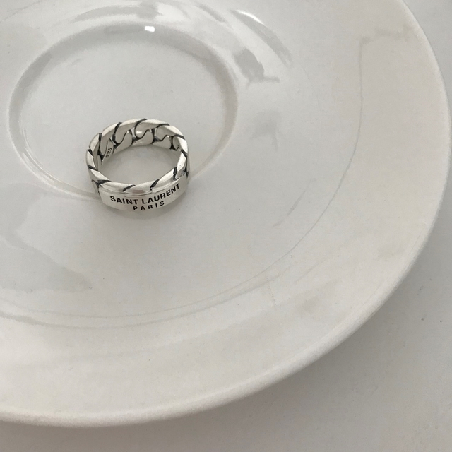 <b><p>925 silver Saint Laure ch Lettg rg Couplg</p></b><b><p>925 シルバー サンローラン チェーン レタリングリング カップ モダン シンプルアクセサリー</p></b><br /><br /><p align='center'>