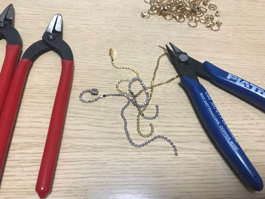 <b><p>feminine Two way Long cha ball Unknown Drop</p></b><b><p>女性らしい ツーウェイ ロングチェーン ボール オンバル ドロップイヤリ 20代</p></b><br /><br /><p align='center'>