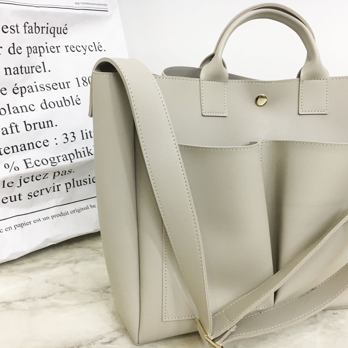 <b><p>Spring Color Daily Leather Tumbl Bag</p></b><b><p>春カラーデイリーレザータンブラーバック</p></b><br /><br /><p align='center'>