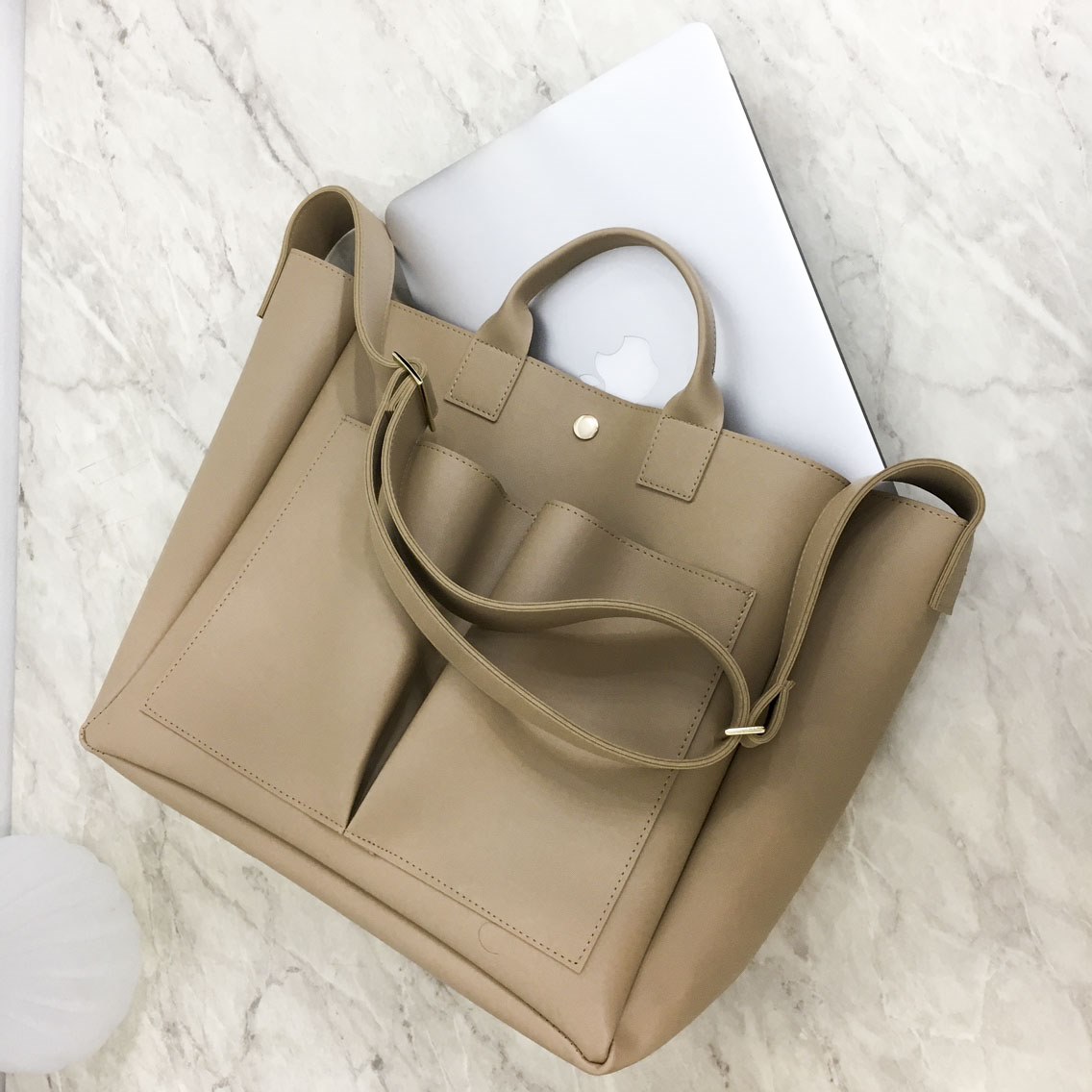 <b><p>Spring Color Daily Leather Tumbl Bag</p></b><b><p>春カラーデイリーレザータンブラーバック</p></b><br /><br /><p align='center'>