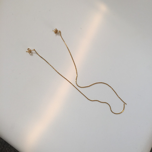 <b><p>Thread rrings 1462 Bl bl Completion of coorda</p></b><b><p>糸のイヤリング 1462年 ケバケバ コーディネート完成 女神ファッション 華やかなジュエリー</p></b><br /><br /><p align='center'>