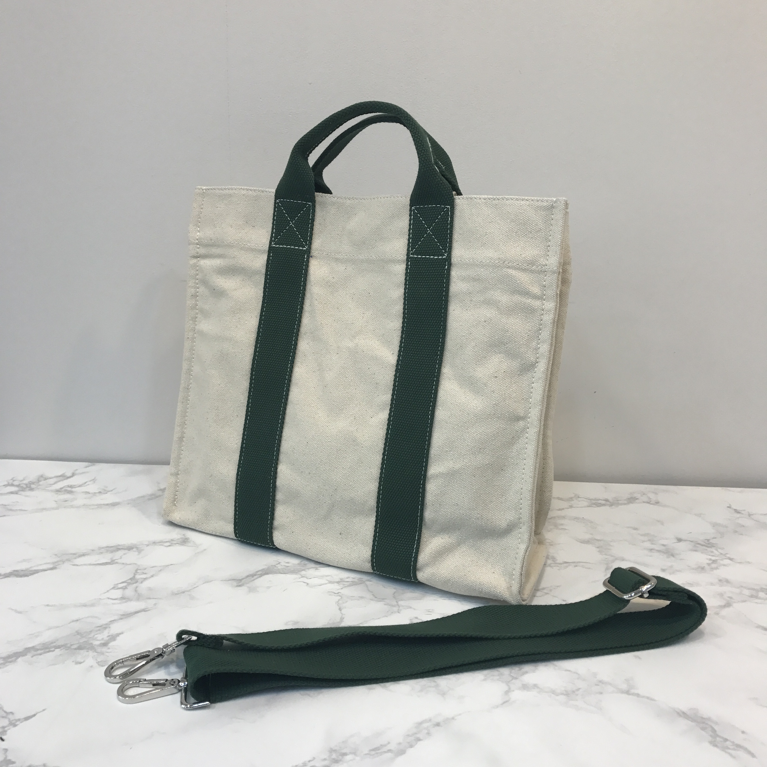 <b><p>Colors nvee Shoulder Bag 4c Charming Style</p></b><b><p>配色コンバースショルダーバッグ4color魅力があるスタイルデイリールックアイテムコーディネートしや</p></b><br /><br /><p align='center'>