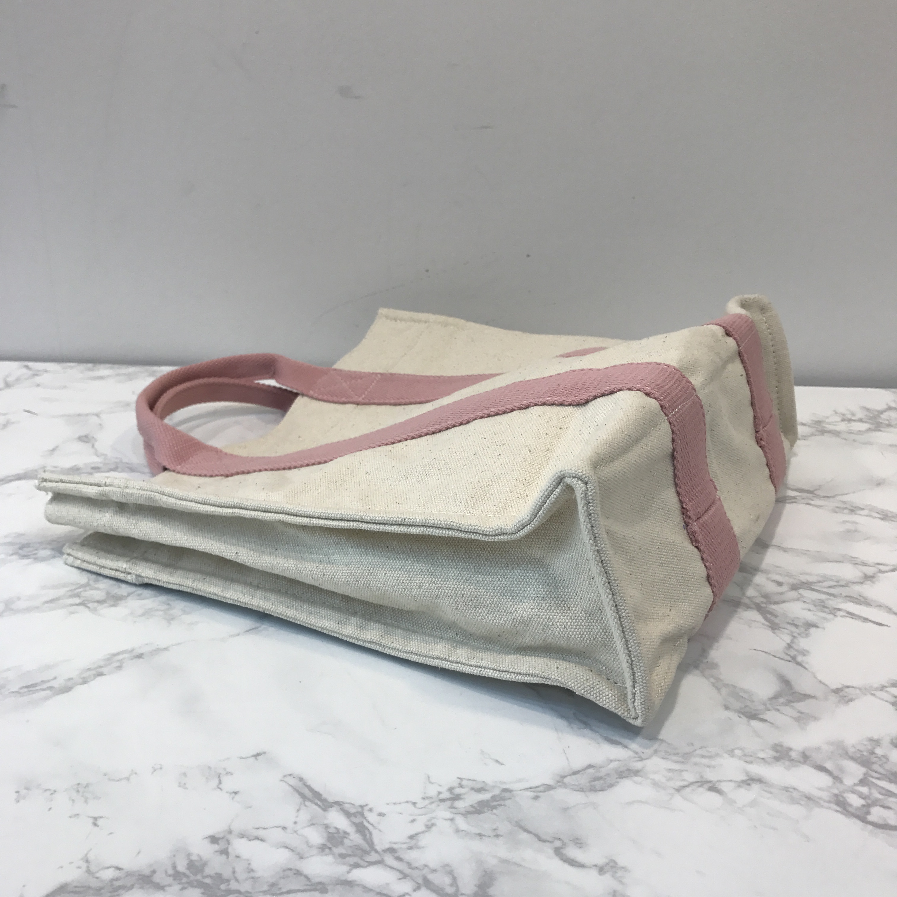 <b><p>Colors nvee Shoulder Bag 4c Charming Style</p></b><b><p>配色コンバースショルダーバッグ4color魅力があるスタイルデイリールックアイテムコーディネートしや</p></b><br /><br /><p align='center'>